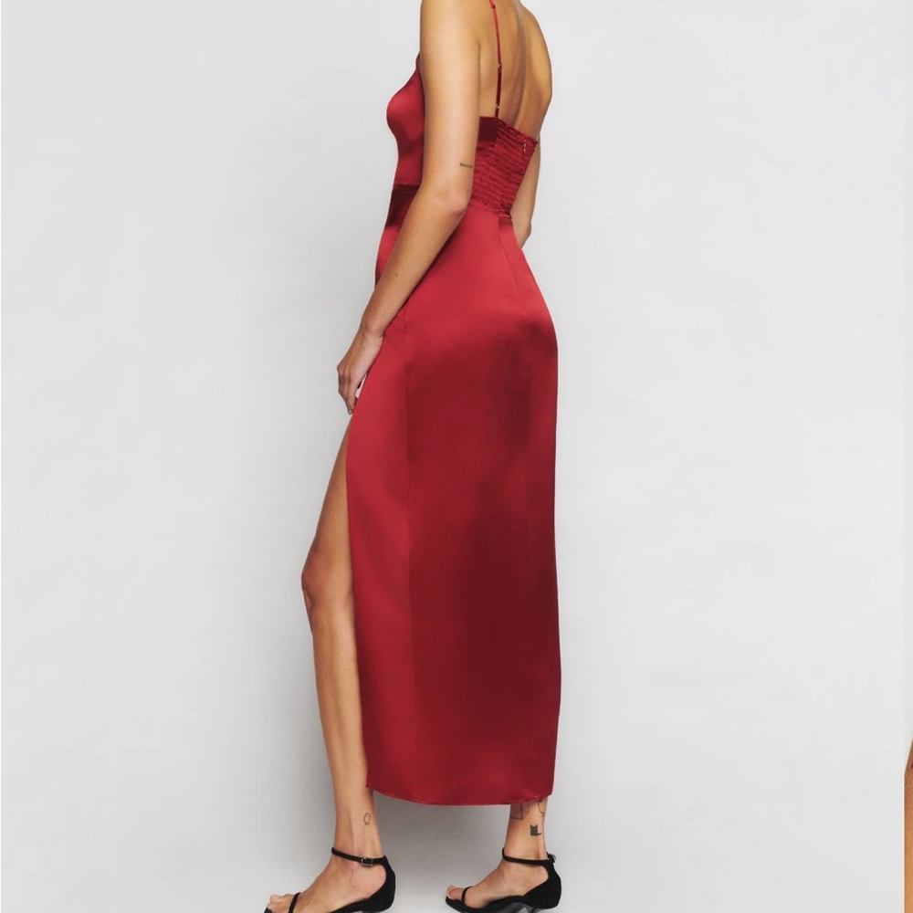 Reformation Solay Red Silk Dress in the color Sangre 10 - Picture 4 of 4